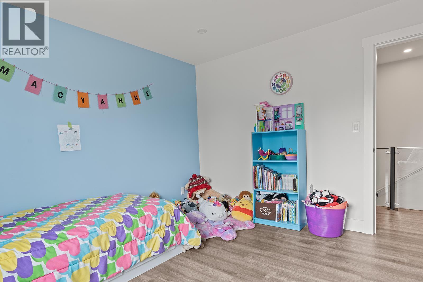 1441 20 Avenue Se Unit# 1. Salmon Arm, British Columbia