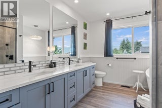 1441 20 Avenue Se Unit# 1. Salmon Arm, British Columbia