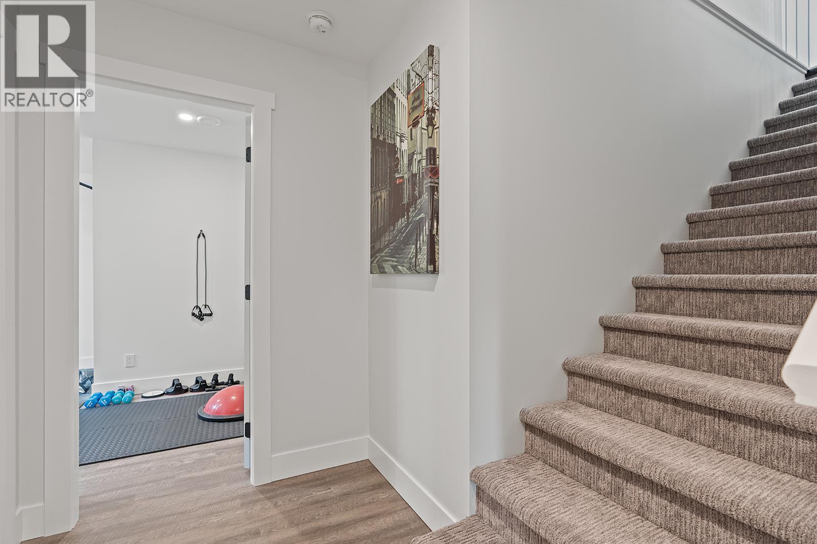 1441 20 Avenue Se Unit# 1. Salmon Arm, British Columbia