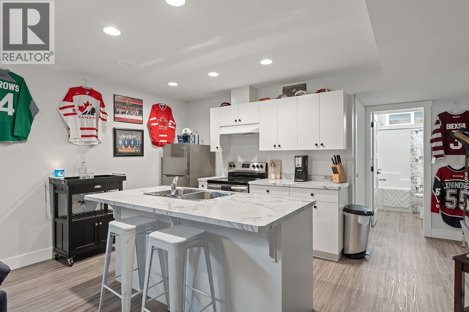 1441 20 Avenue Se Unit# 1. Salmon Arm, British Columbia