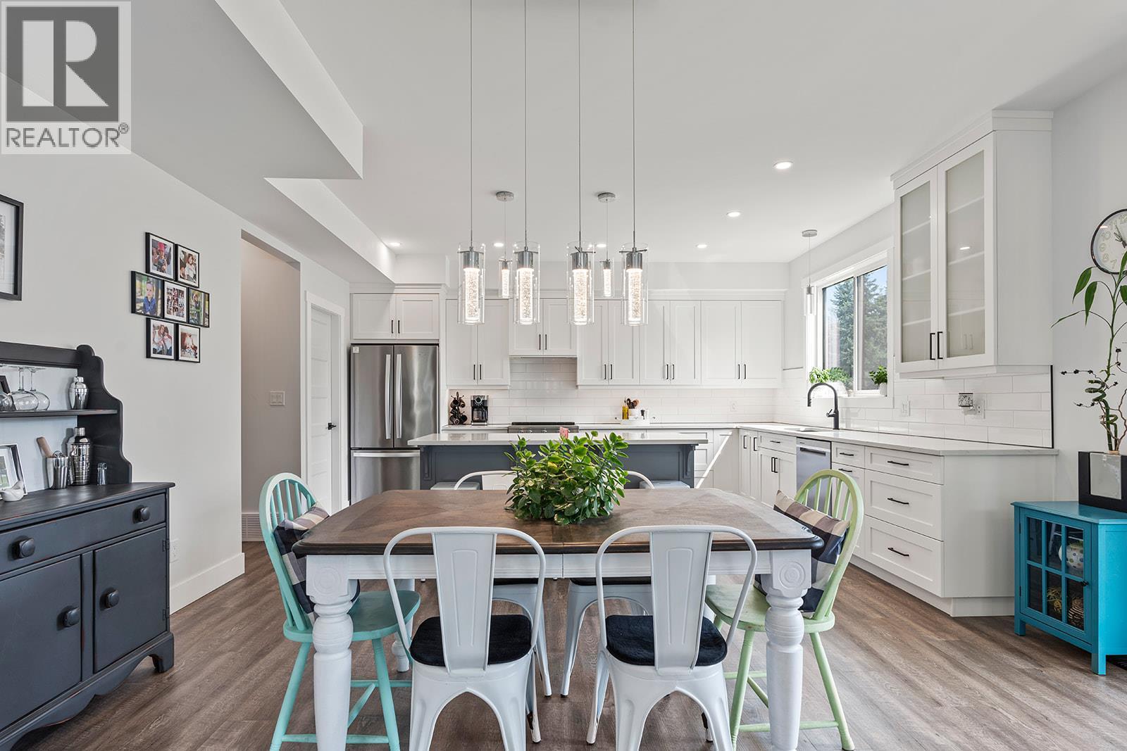 1441 20 Avenue Se Unit# 1. Salmon Arm, British Columbia