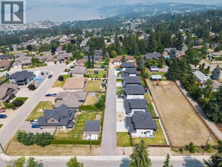 1441 20 Avenue Se Unit# 1. Salmon Arm, British Columbia