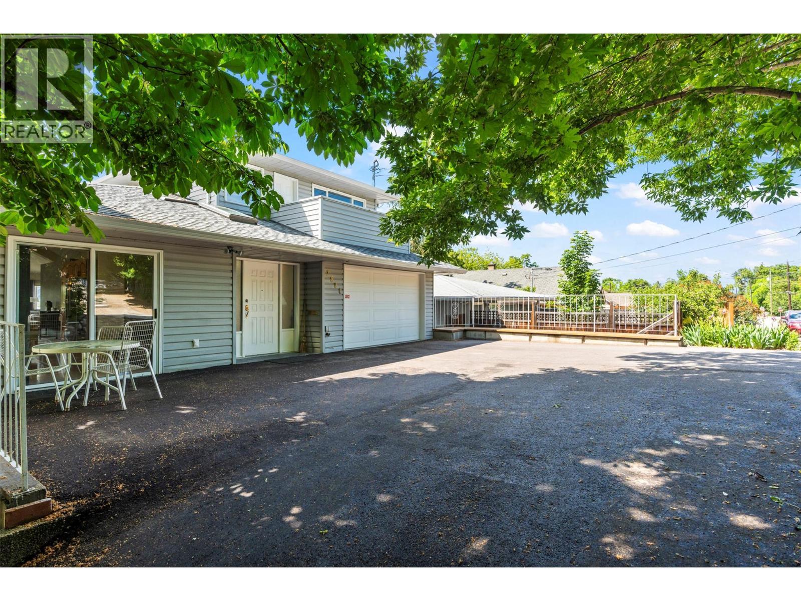 2804 25 Street. Vernon, British Columbia