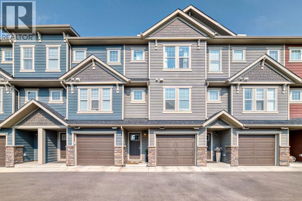 206 Cranbrook Square Se, Calgary