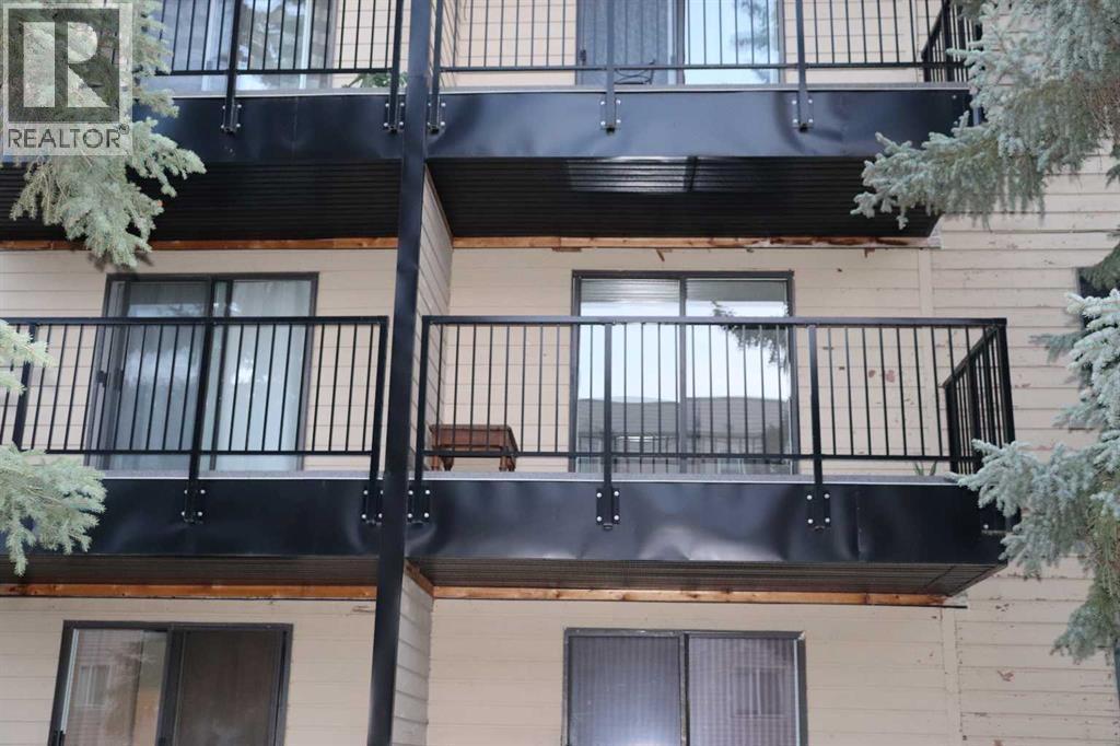 205, 1221b West Haven Drive, Edson