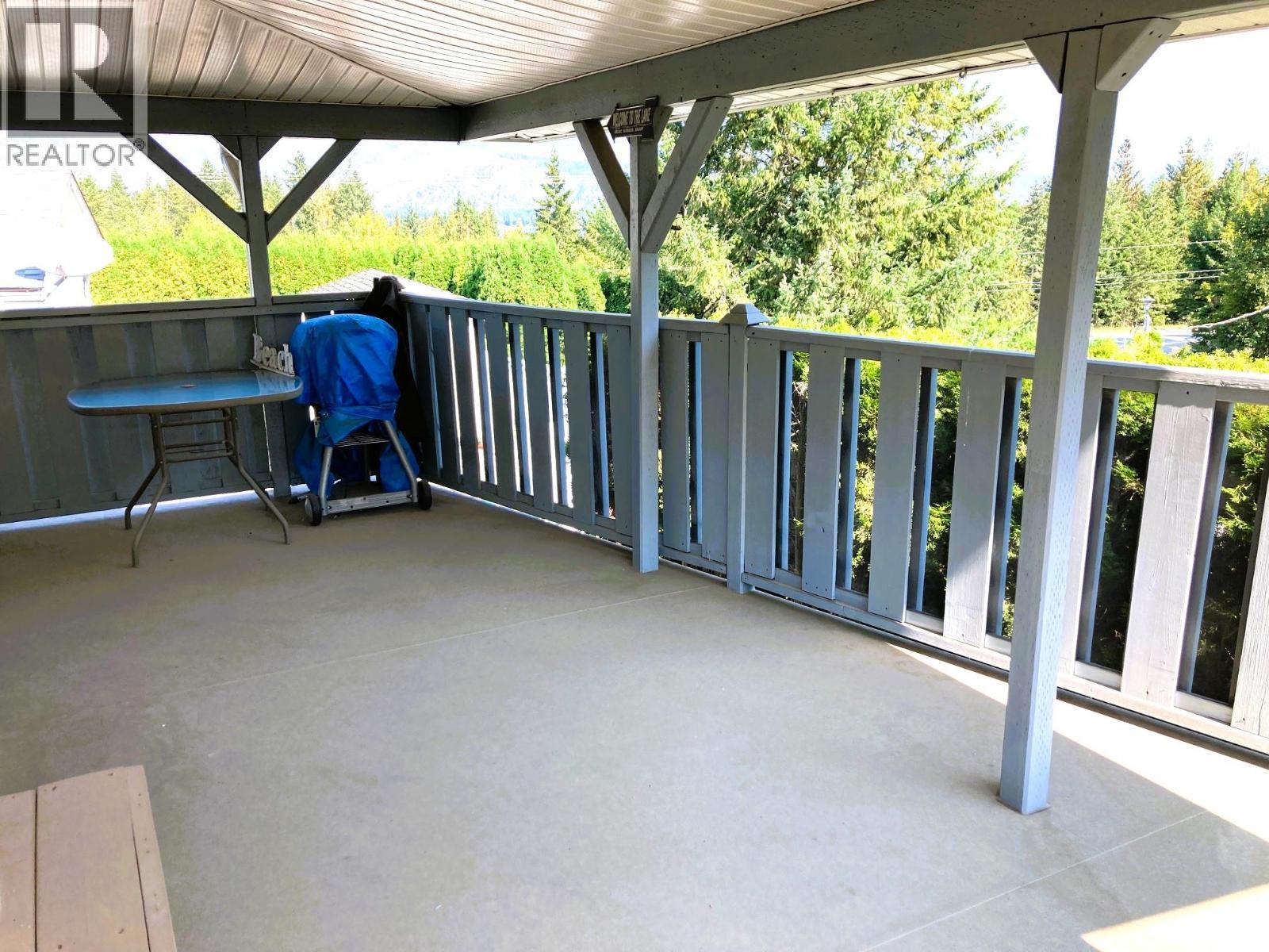 1420 Trans Canada Highway Unit# 28. Sorrento, British Columbia