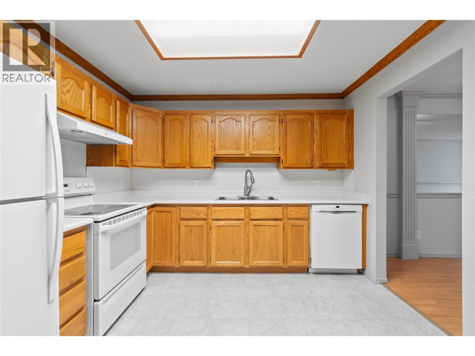 251 6 Street Se Unit# 110. Salmon Arm, British Columbia