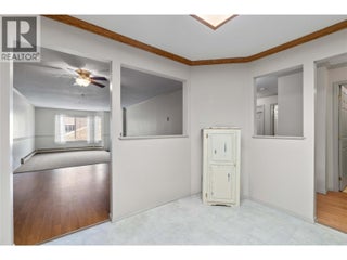 251 6 Street Se Unit# 110. Salmon Arm, British Columbia