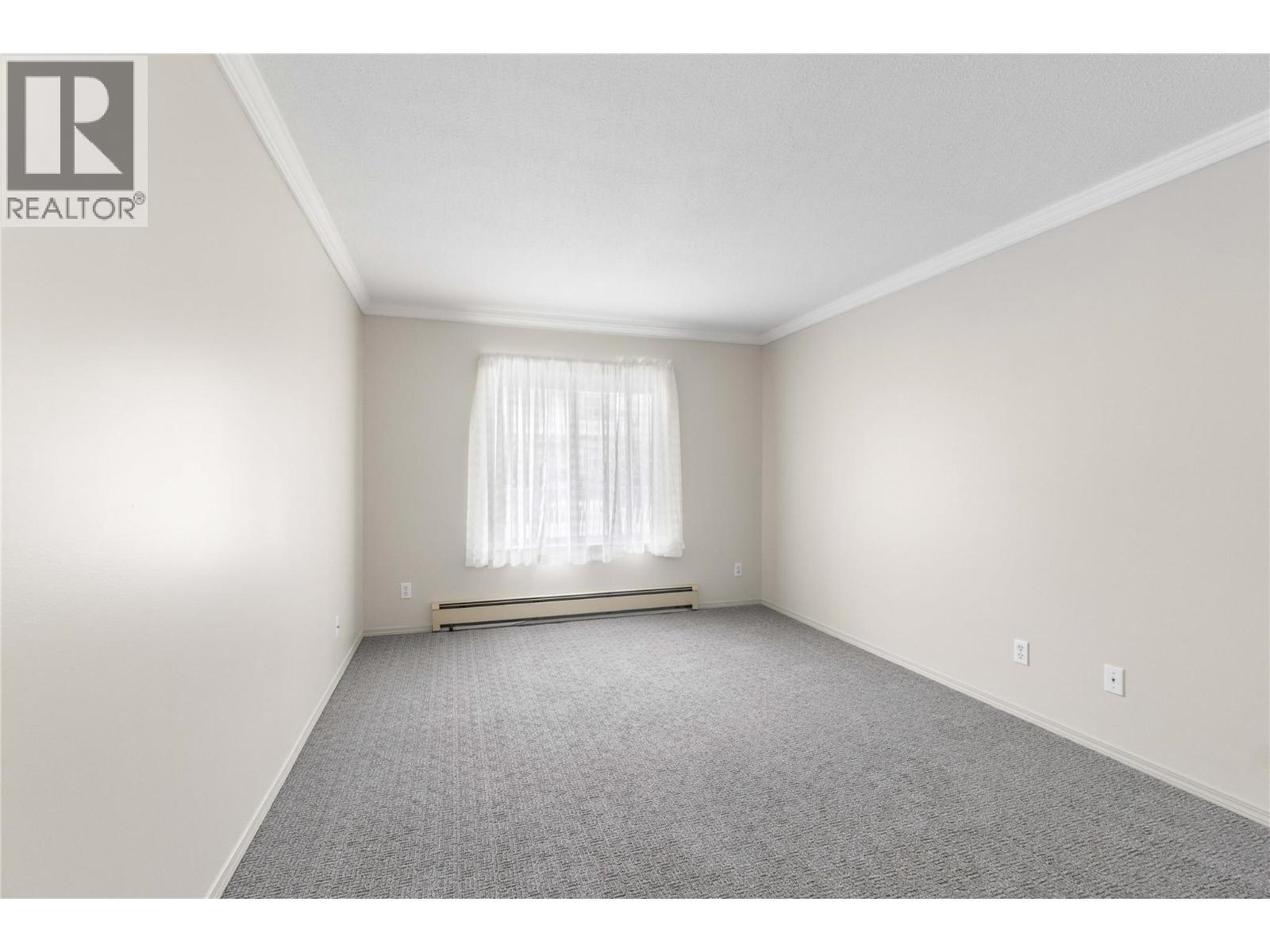 251 6 Street Se Unit# 110. Salmon Arm, British Columbia