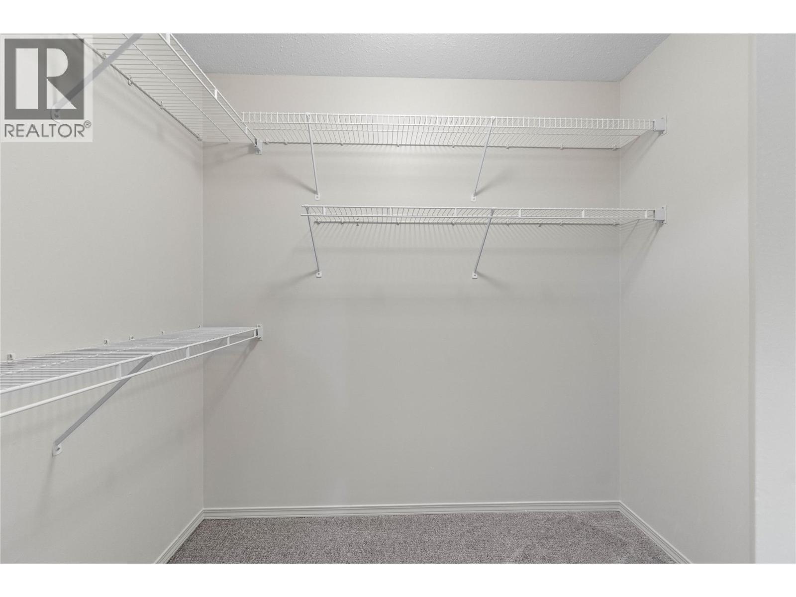 251 6 Street Se Unit# 110. Salmon Arm, British Columbia