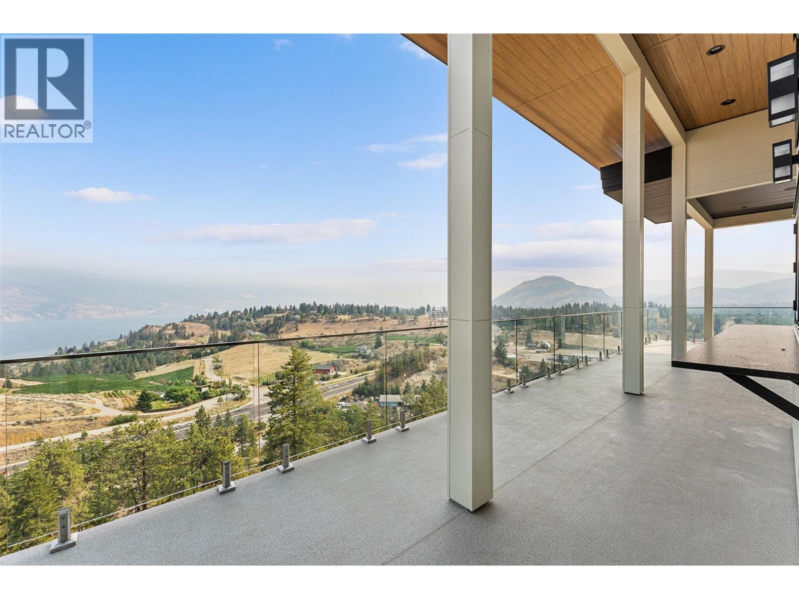 18697 Mckenzie Court. Summerland, British Columbia