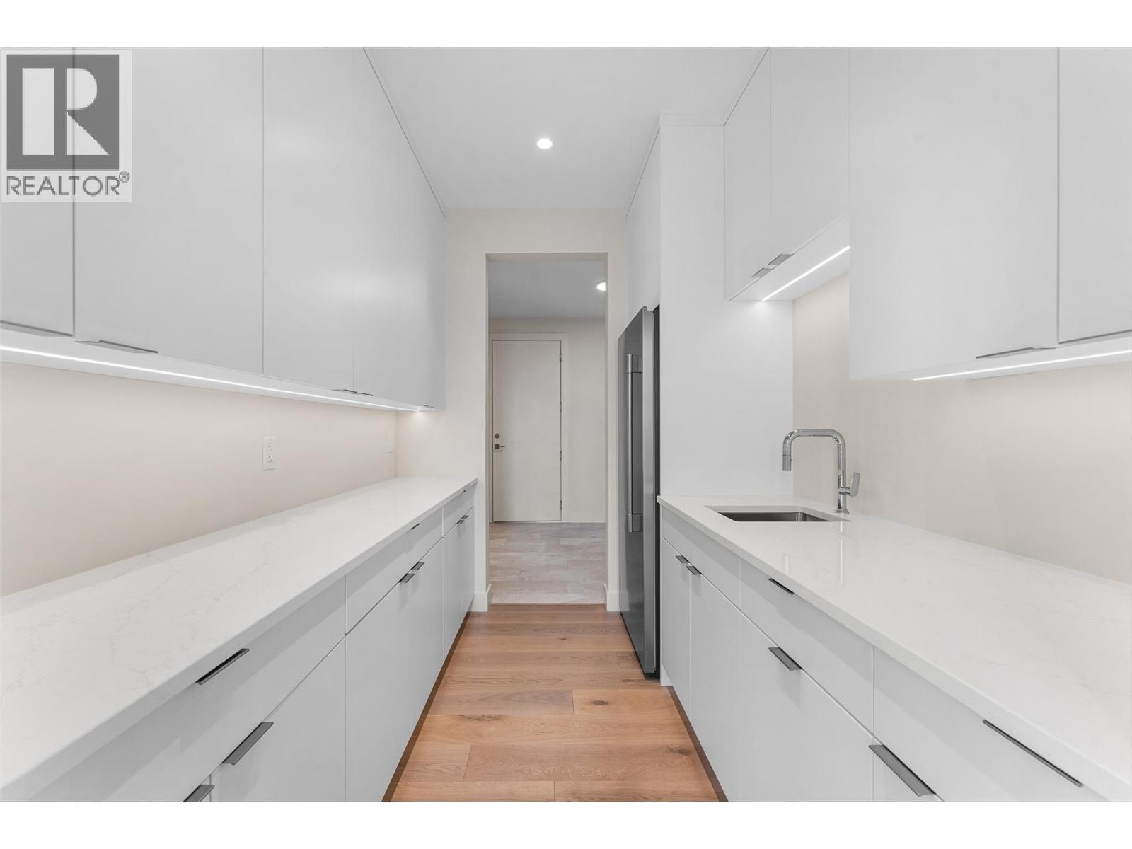 18697 Mckenzie Court. Summerland, British Columbia