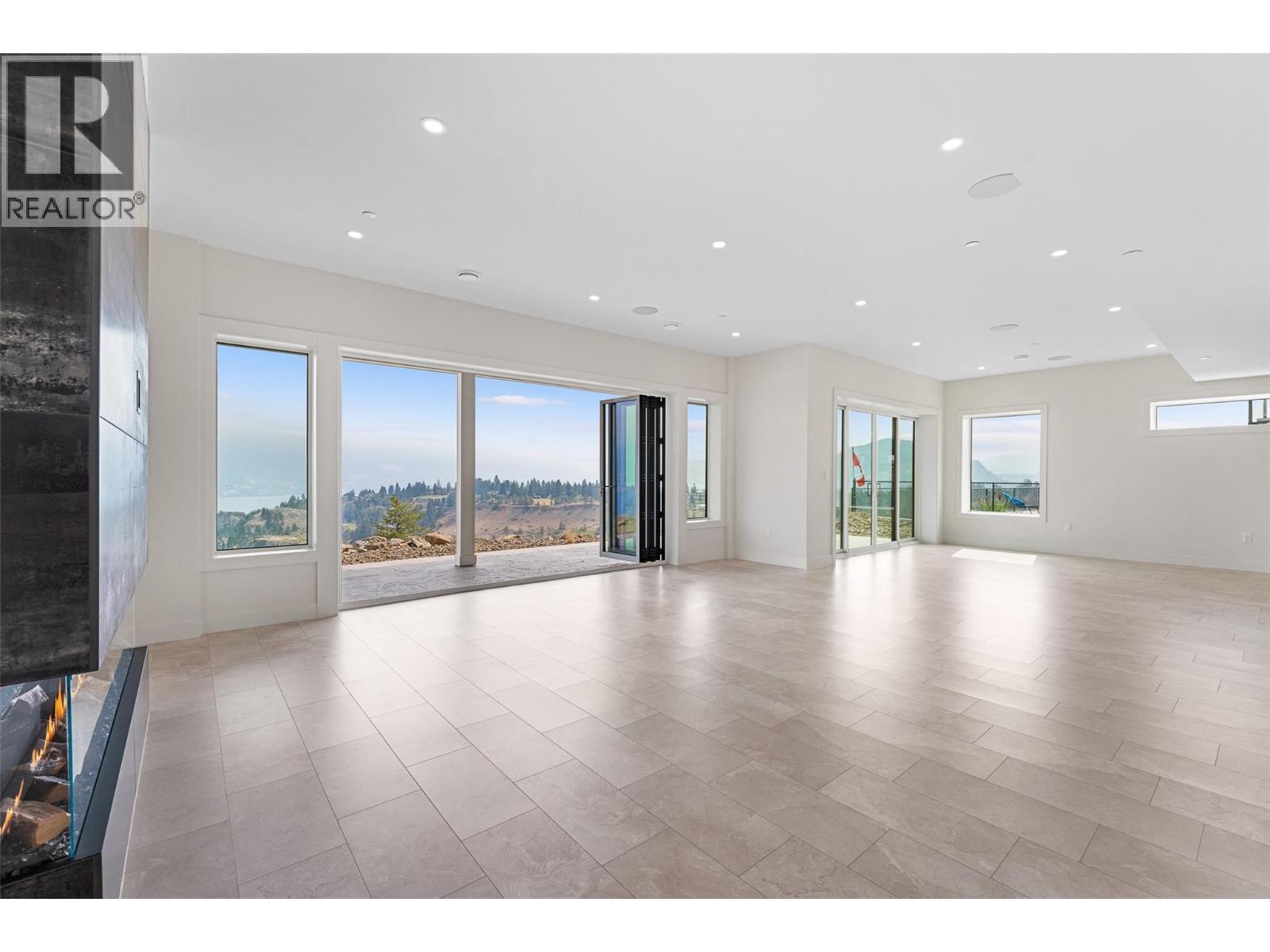 18697 Mckenzie Court. Summerland, British Columbia