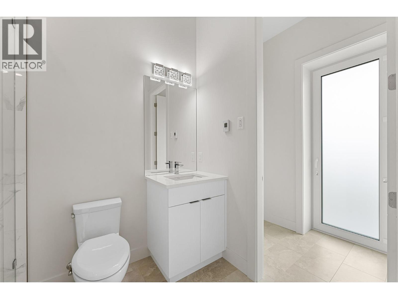 18697 Mckenzie Court. Summerland, British Columbia