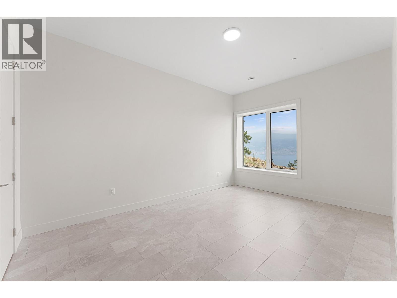 18697 Mckenzie Court. Summerland, British Columbia