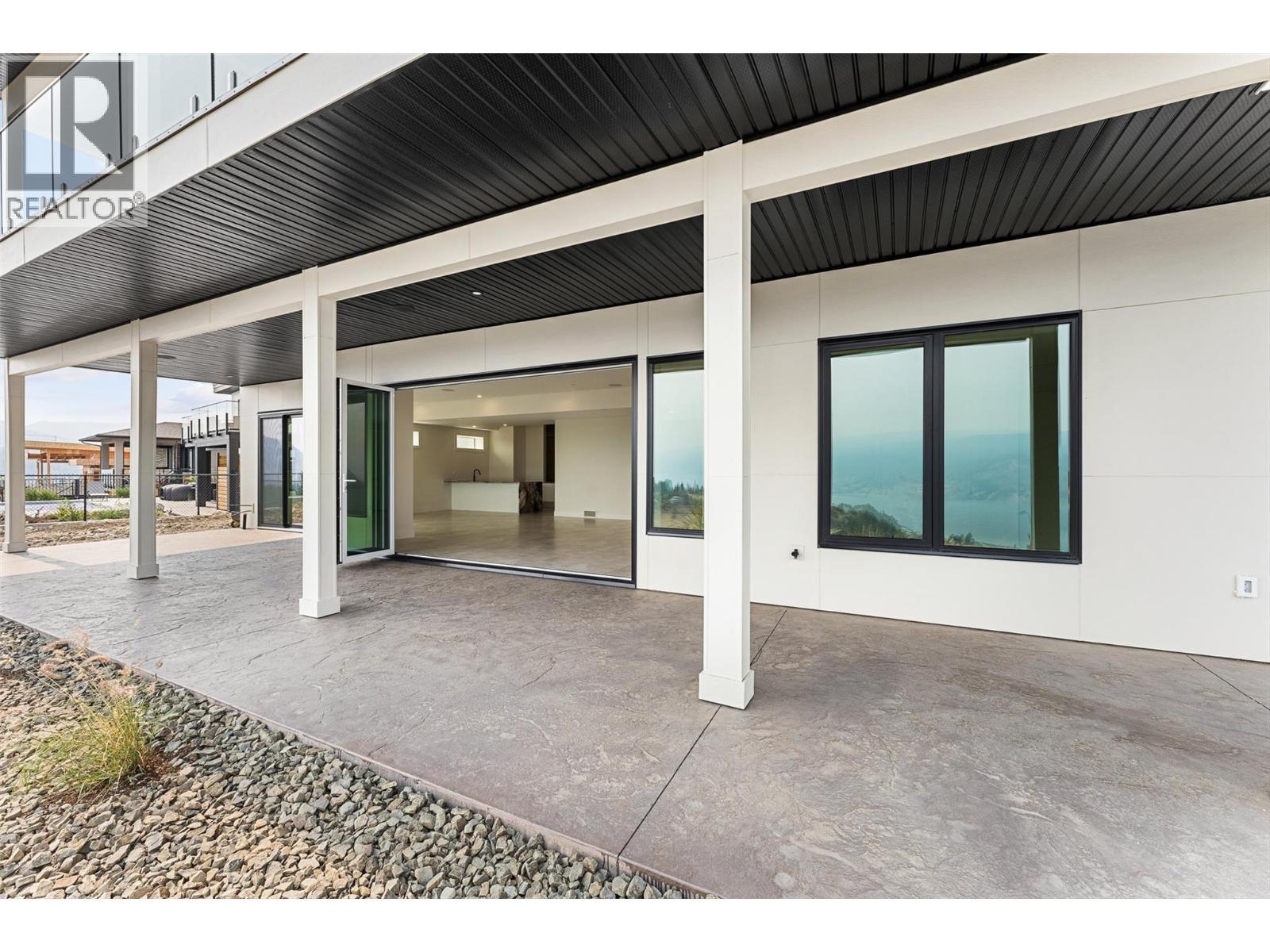 18697 Mckenzie Court. Summerland, British Columbia