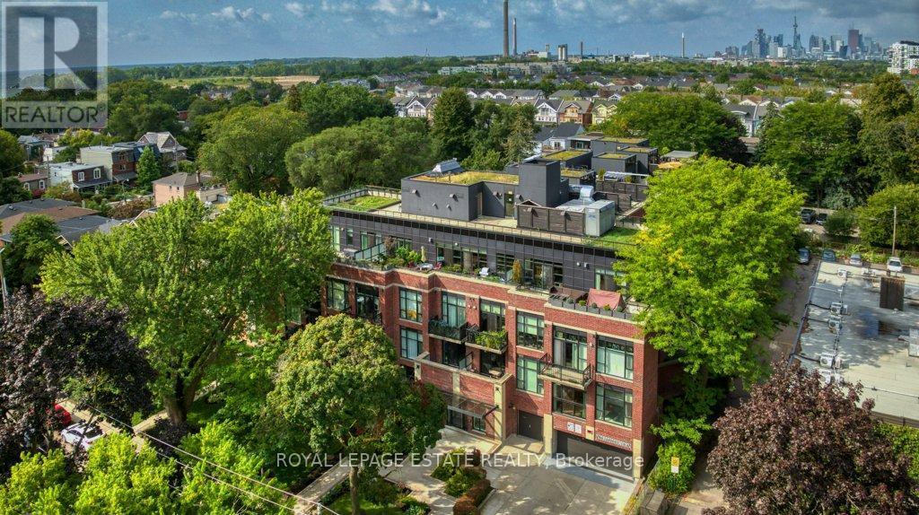 408 - 66 Kippendavie Avenue, Toronto (the Beaches)