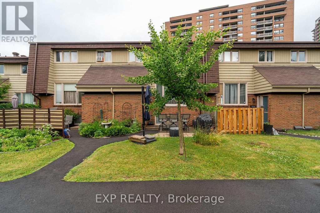 12 - 2610 Draper Avenue, Ottawa