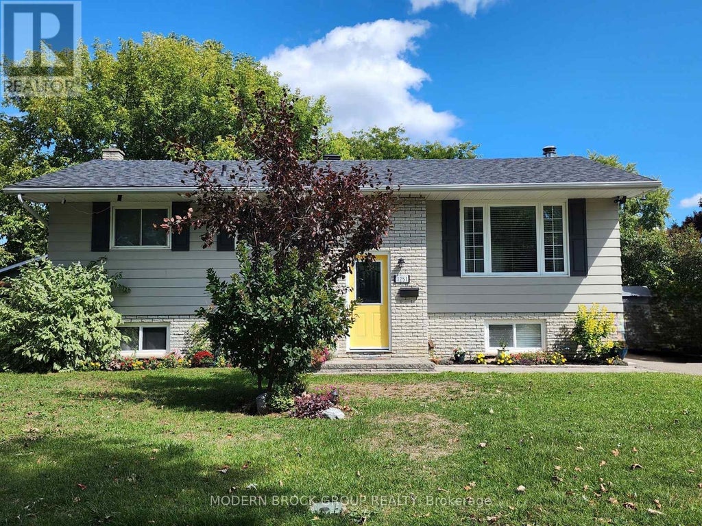 1251 Peden Boulevard, Brockville