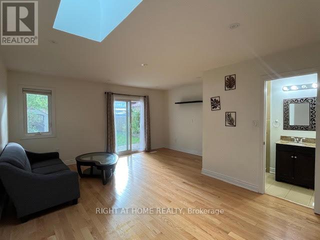 337 Hollyberry Trail, Toronto (hillcrest Village)