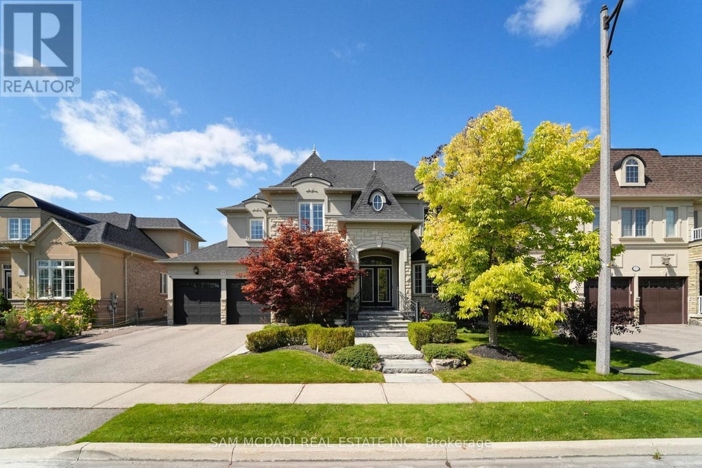 11 Louvre Circle, Brampton (vales Of Castlemore North)