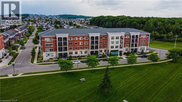 195 Commonwealth Street Unit# 213, Kitchener