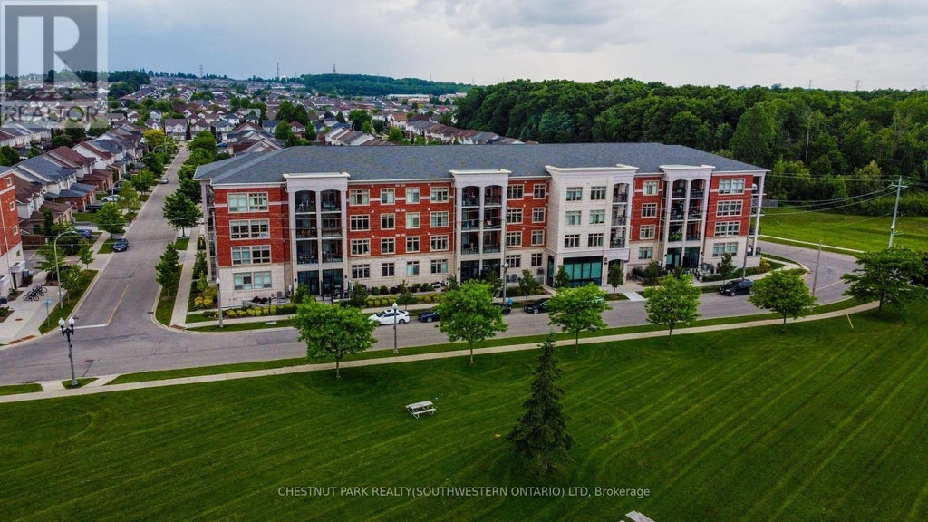 213 - 195 Commonwealth Street, Kitchener