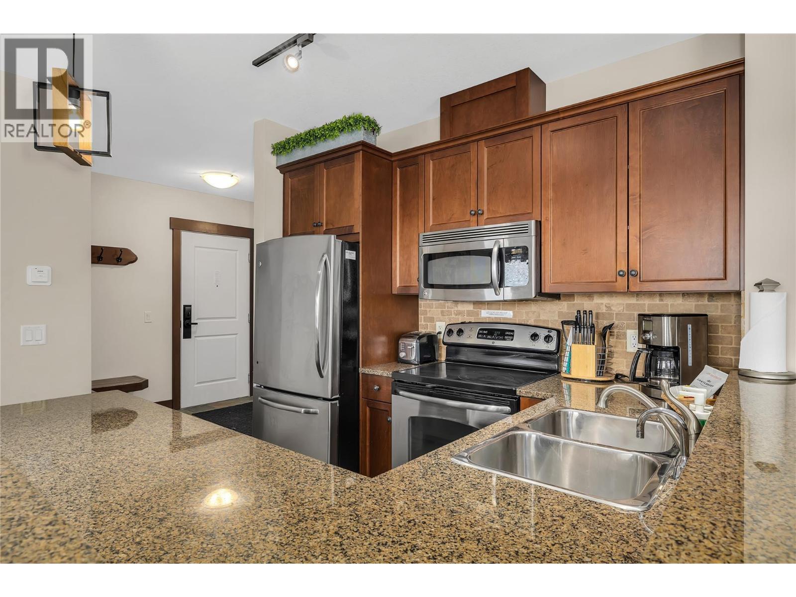 375 Raven Ridge Road Unit# 301. Big White, British Columbia