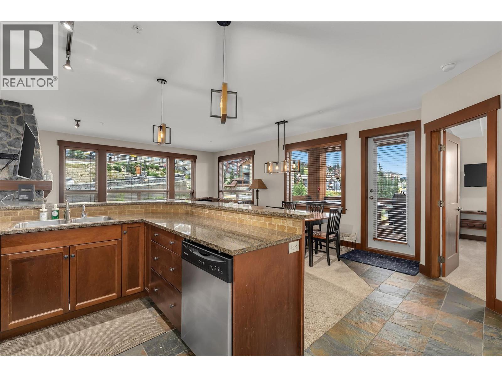 375 Raven Ridge Road Unit# 301. Big White, British Columbia