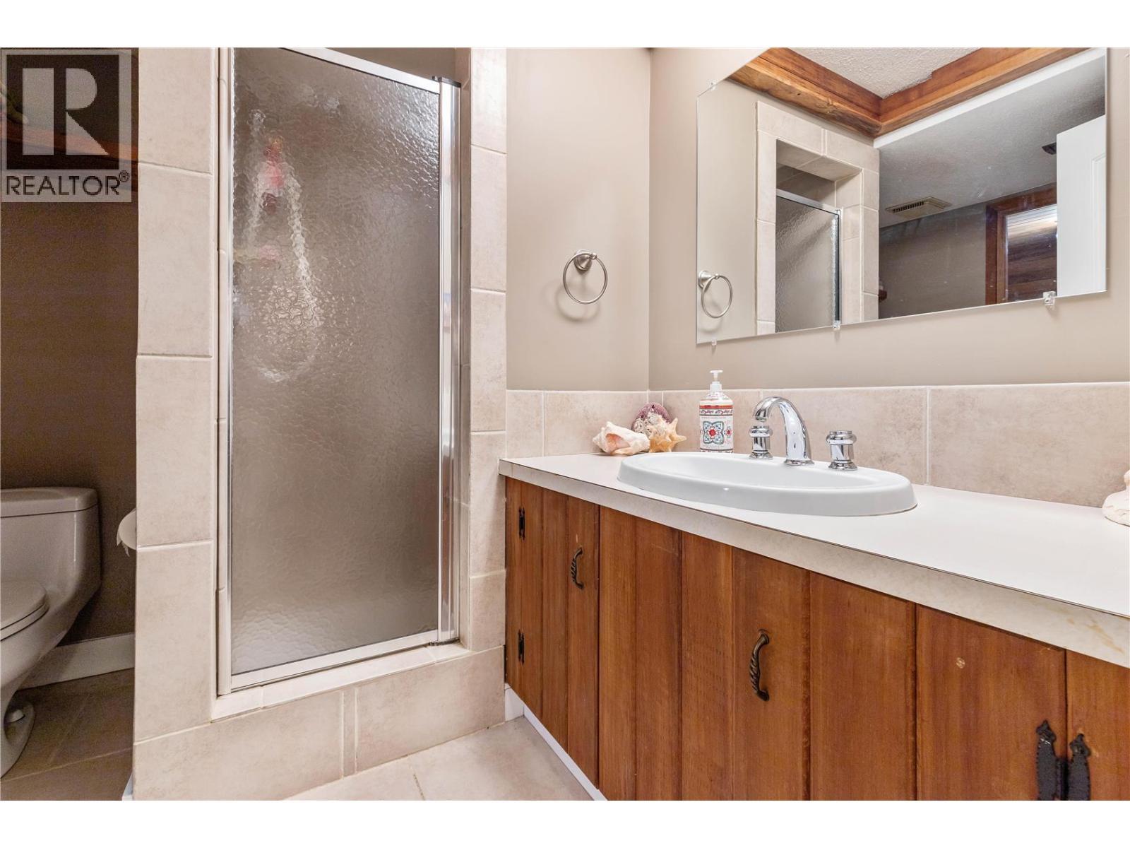 2931 Thacker Drive. West Kelowna, British Columbia