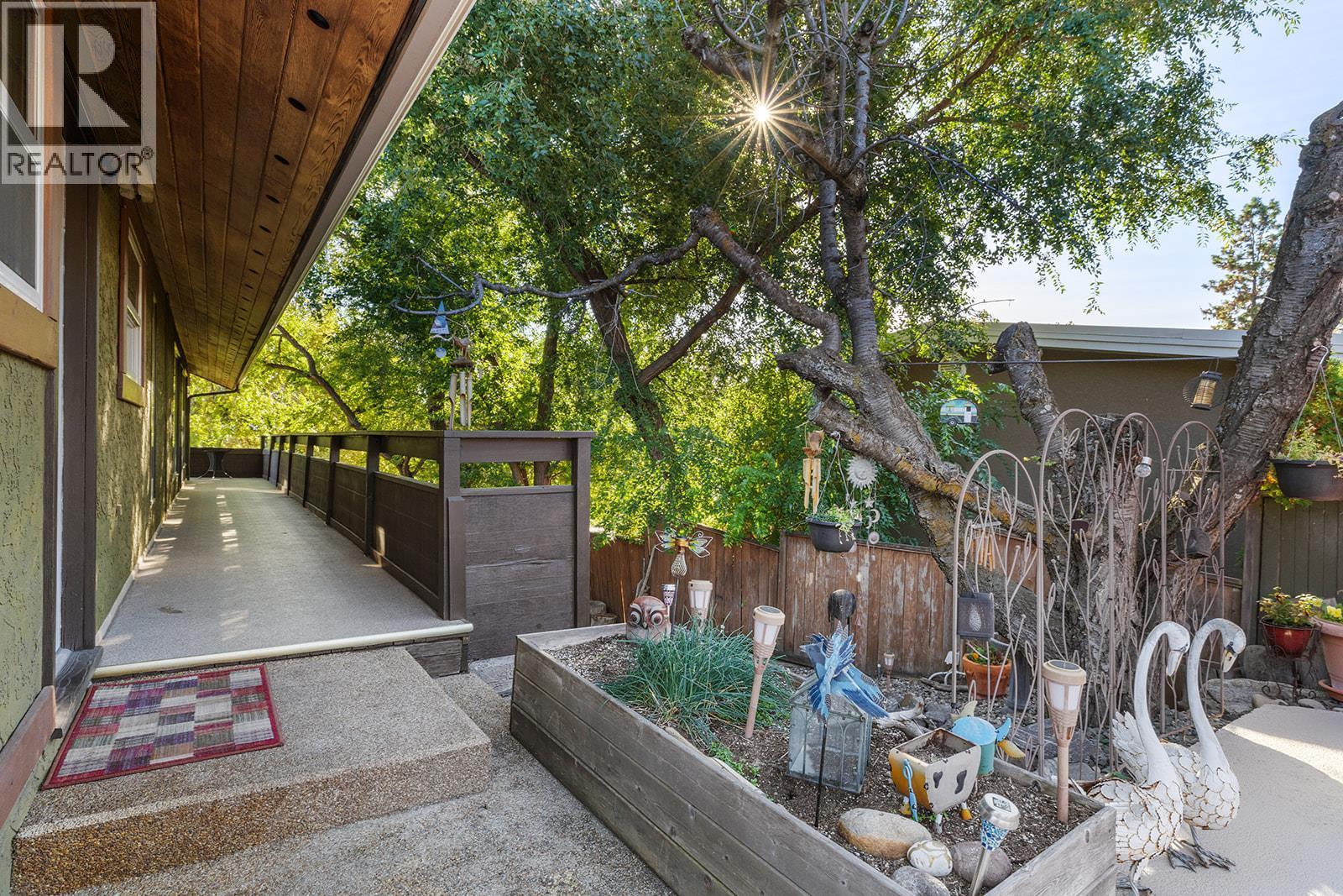 2931 Thacker Drive. West Kelowna, British Columbia