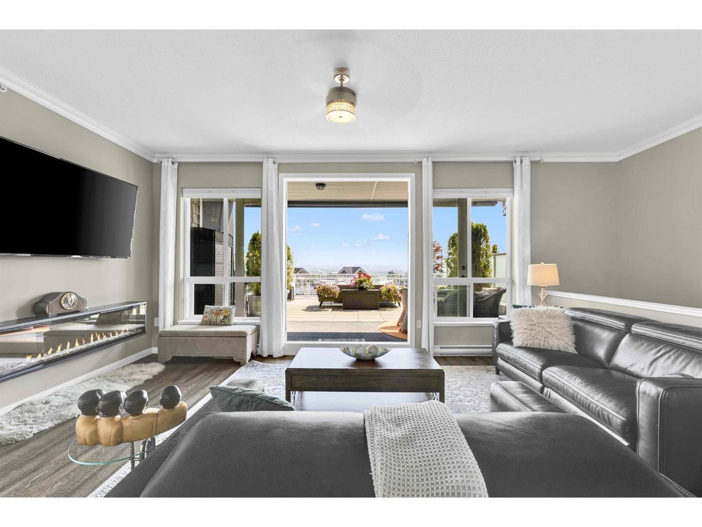 409 6470 194 Street, Surrey