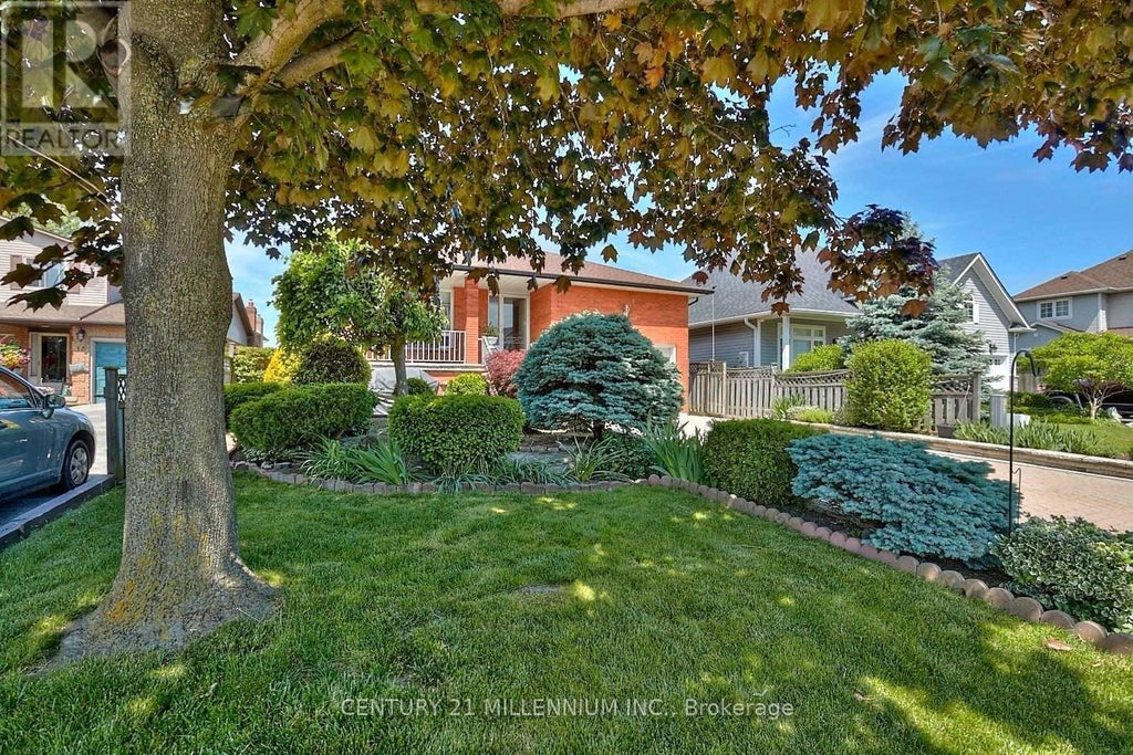 10 Homeland Avenue, Hamilton (lakeshore)