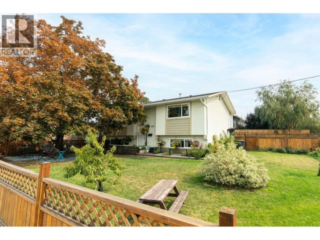 605 Stirling Road, Kelowna