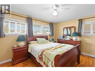 1230 Shuswap Avenue. Sicamous, British Columbia