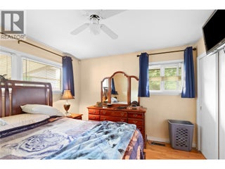 1230 Shuswap Avenue. Sicamous, British Columbia