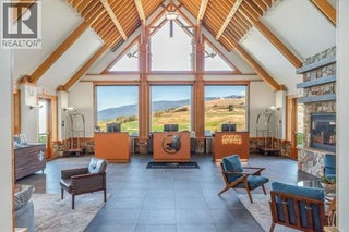 105 Village Centre Court Unit# 324. Vernon, British Columbia