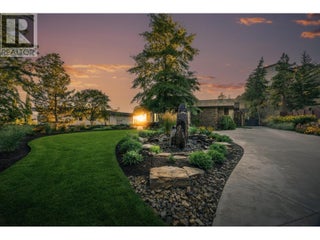 742 Highpointe Place. Kelowna, British Columbia