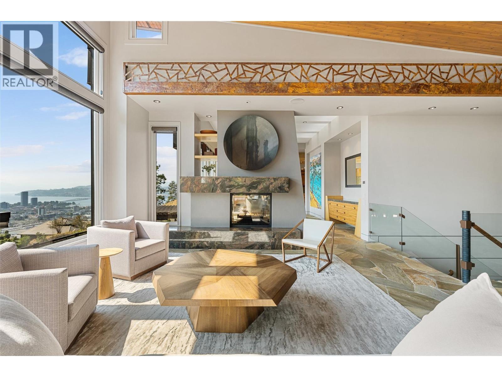 742 Highpointe Place. Kelowna, British Columbia