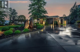 742 Highpointe Place. Kelowna, British Columbia