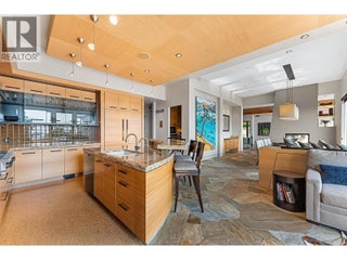 742 Highpointe Place. Kelowna, British Columbia