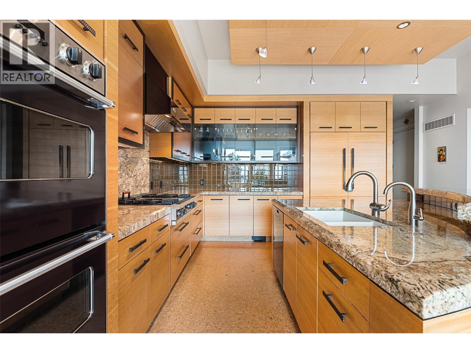 742 Highpointe Place. Kelowna, British Columbia