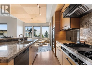 742 Highpointe Place. Kelowna, British Columbia