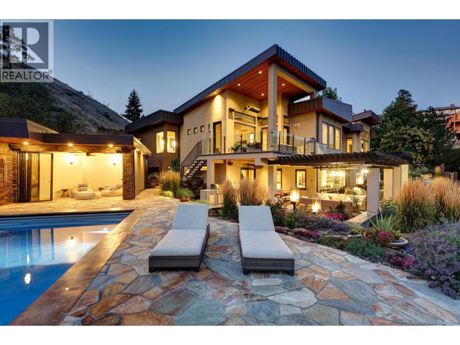 742 Highpointe Place. Kelowna, British Columbia