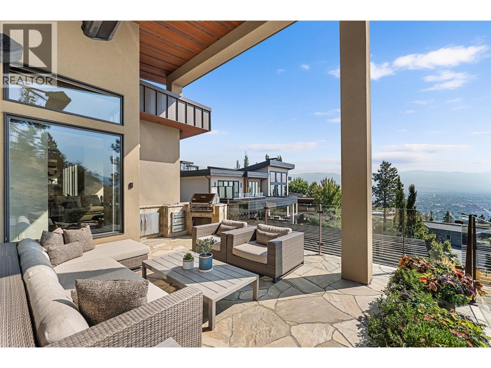 742 Highpointe Place. Kelowna, British Columbia