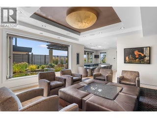 742 Highpointe Place. Kelowna, British Columbia