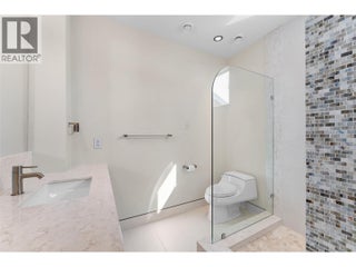 742 Highpointe Place. Kelowna, British Columbia