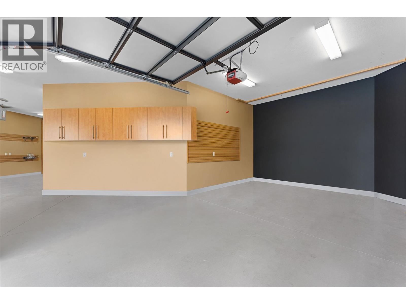 742 Highpointe Place. Kelowna, British Columbia