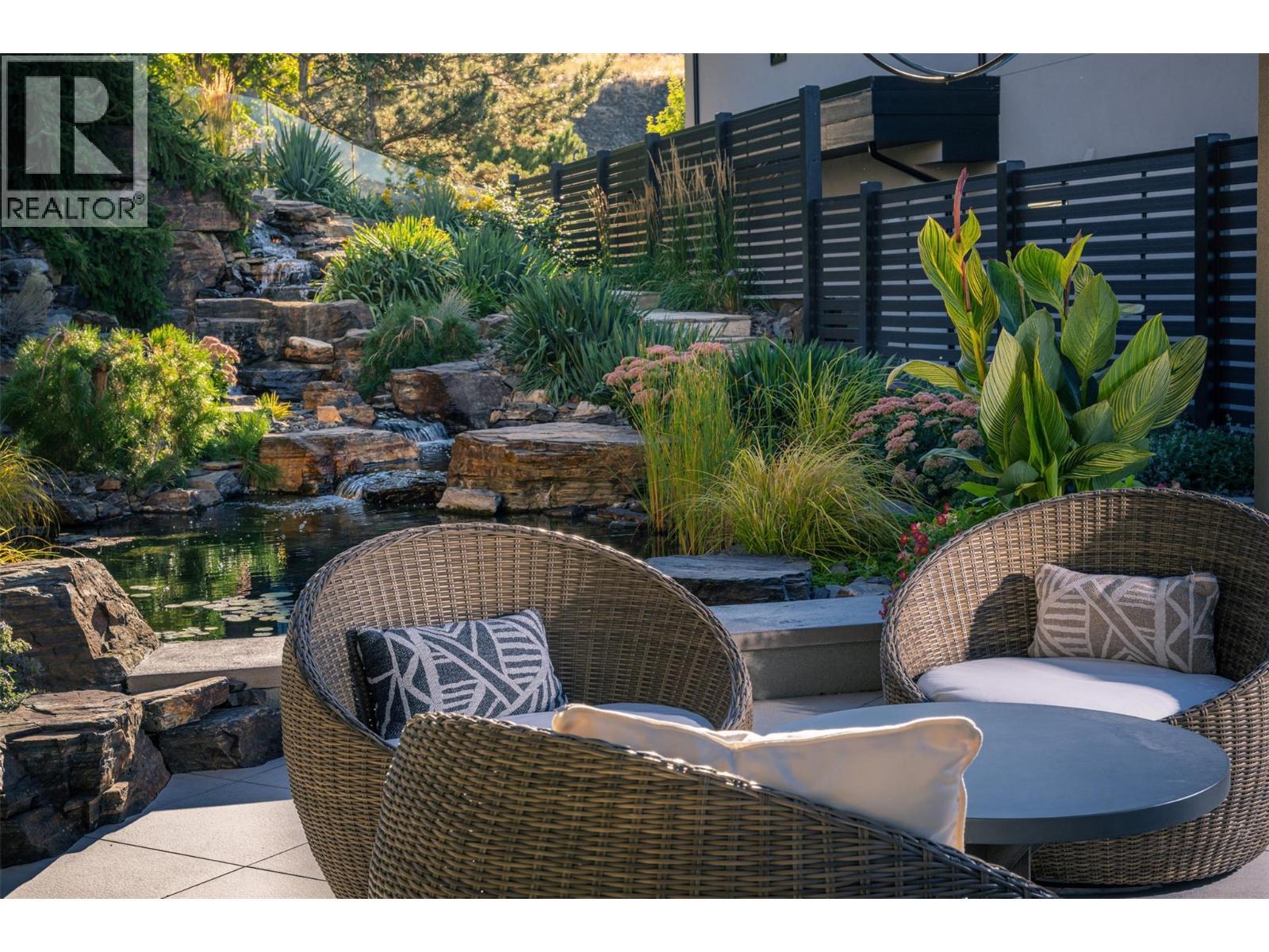 742 Highpointe Place. Kelowna, British Columbia