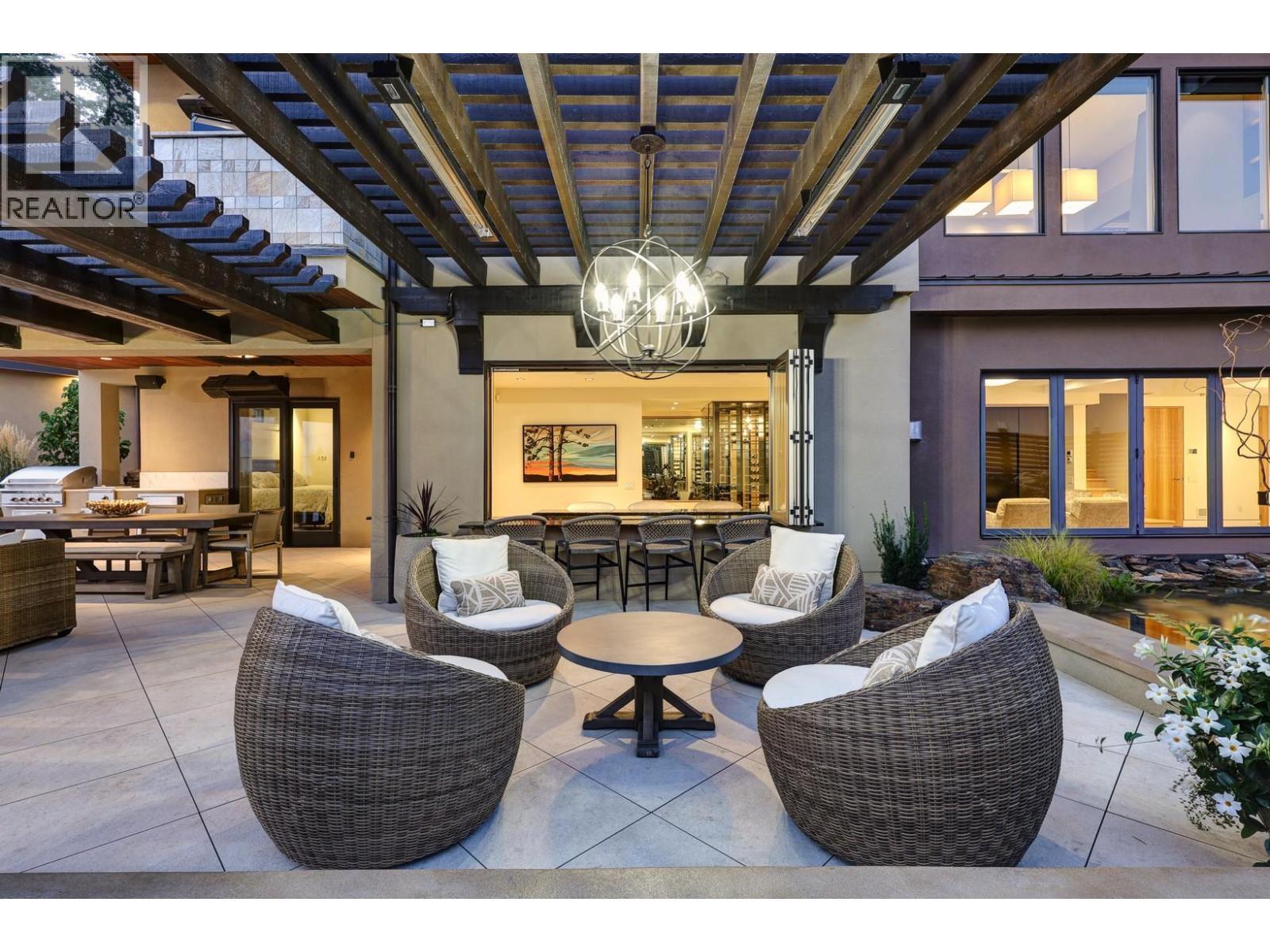 742 Highpointe Place. Kelowna, British Columbia